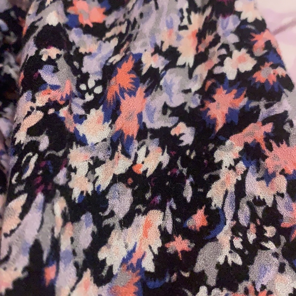 American Eagle Shorts Like New Size Small - Picture 3 of 3